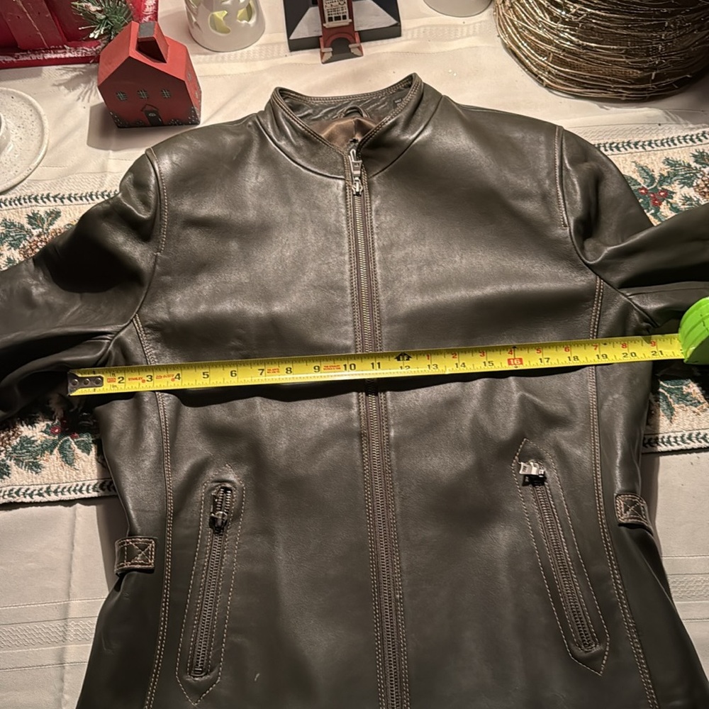Elegant Women's Olive Green Leather Jacket SZ LG - Picture 9 of 9